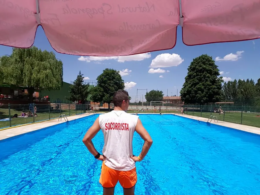 Piscina de Ayllón